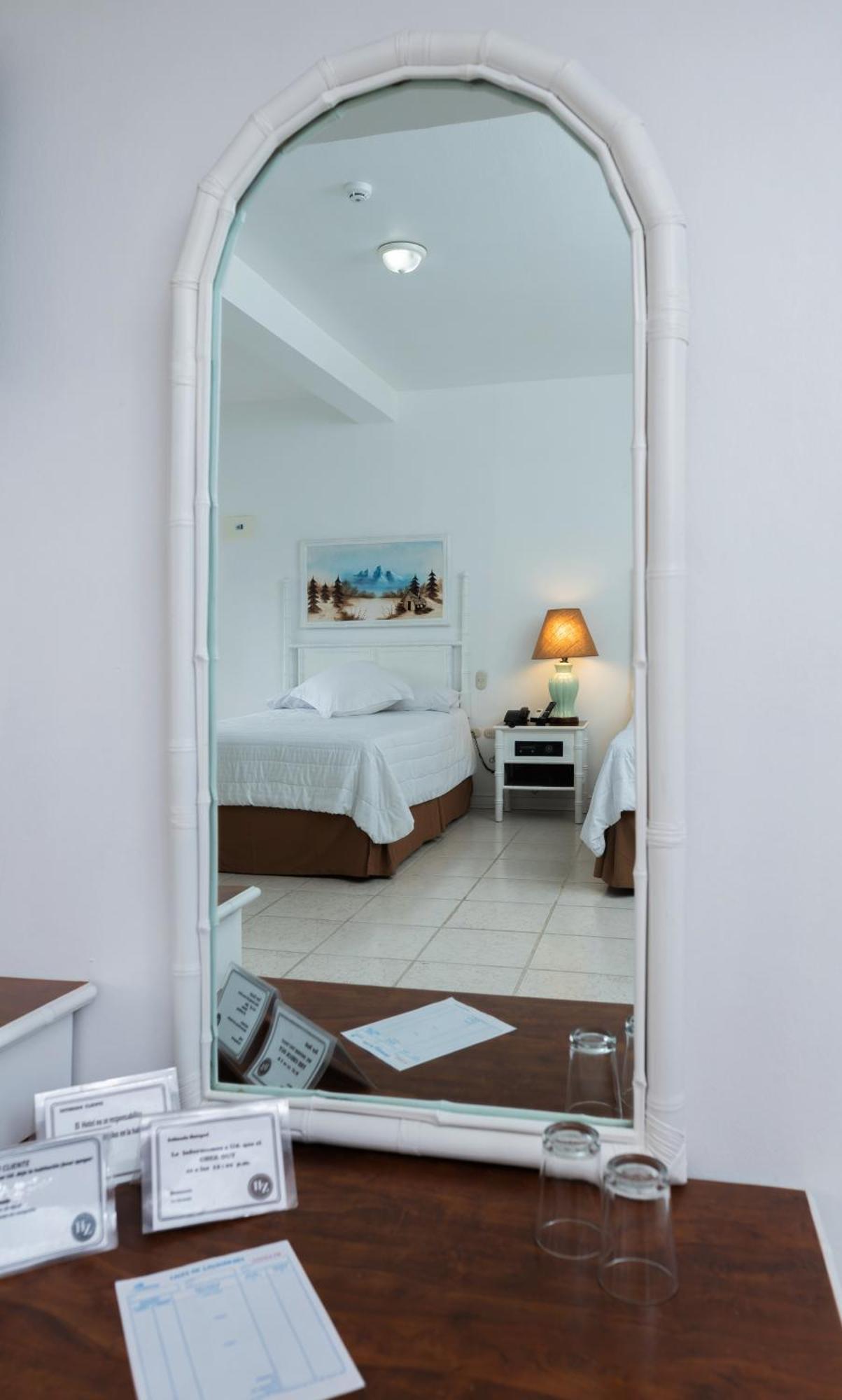 Hotel Zaracay Santo Domingo de los Colorados Room photo